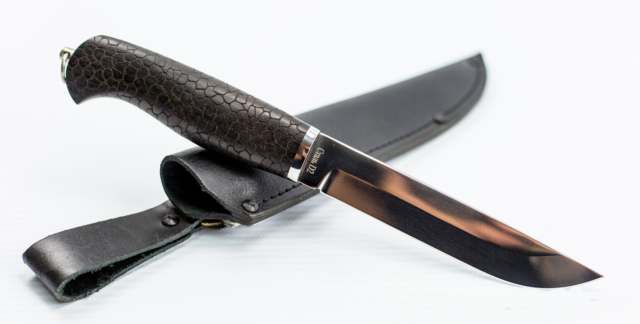 Нож "Засапожный-2" дерево, 100х13м